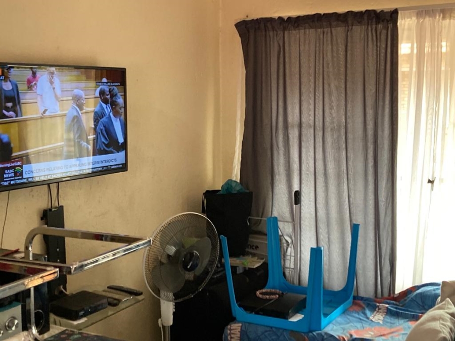 1 Bedroom Property for Sale in Rustenburg Central North West